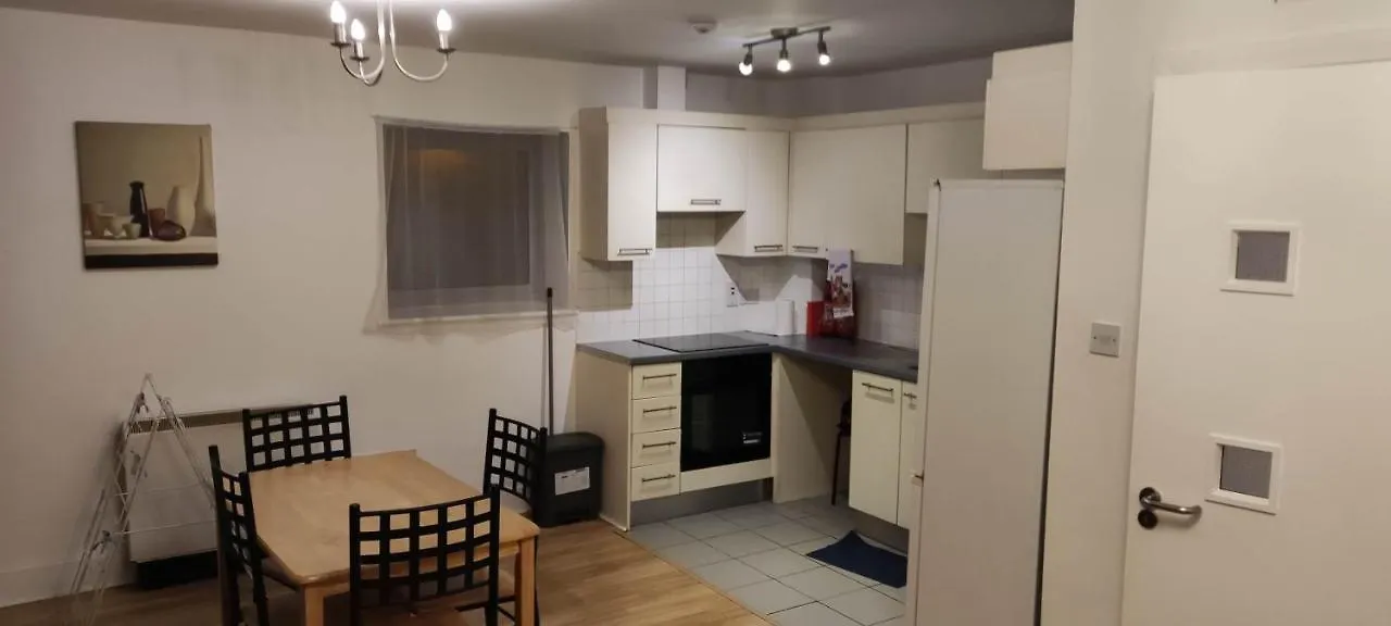 Double Bedroom In Santry Near Airport 都柏林 0*,  爱尔兰